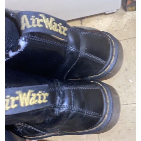 Dr. Martens Boots Mens Size 10 Black Lace Up Combat‎ Distressed AW004 Air Wair main image 5